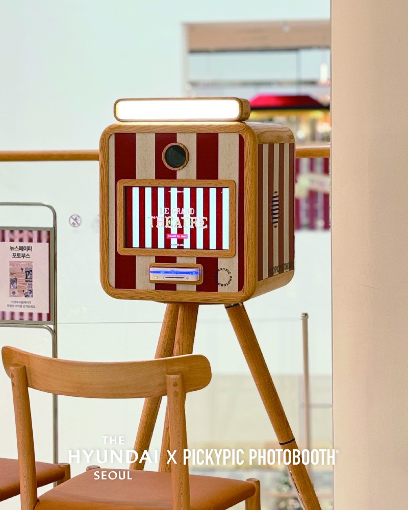 THE HYUNDAI SEOUL x PICKYPIC 포토부스 렌탈 이미지 1