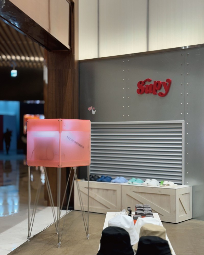 SUPY x PICKYPIC 포토부스 렌탈 이미지 2