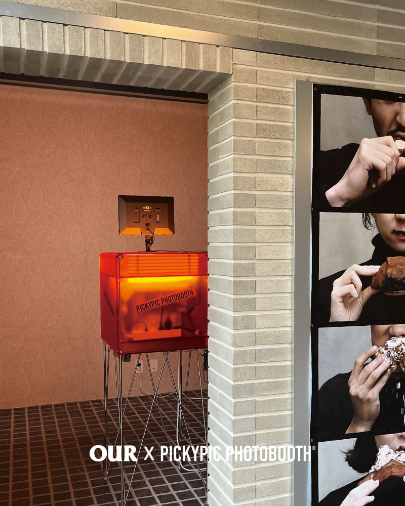 OUR x PICKYPIC 포토부스 렌탈 이미지 1