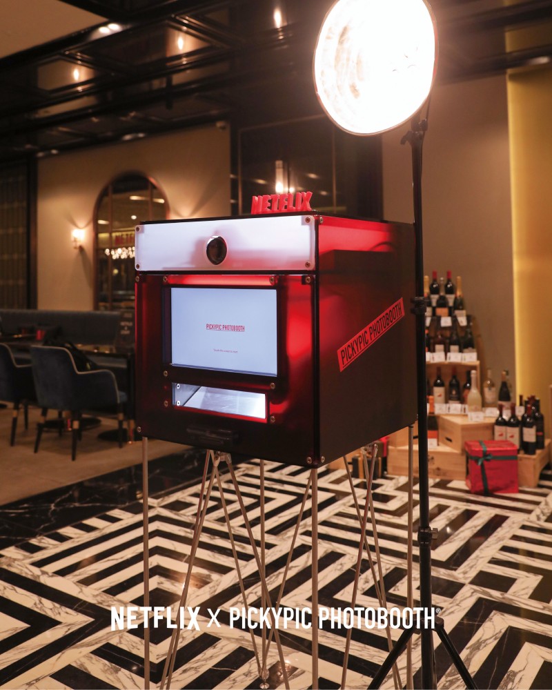 NETFLIX x PICKYPIC 포토부스 렌탈 이미지 1